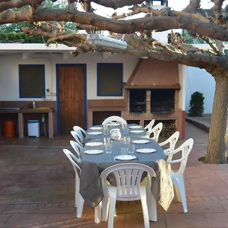 Lagem, Casa Con Piscina, Barbacoa, Jardin Cubelles